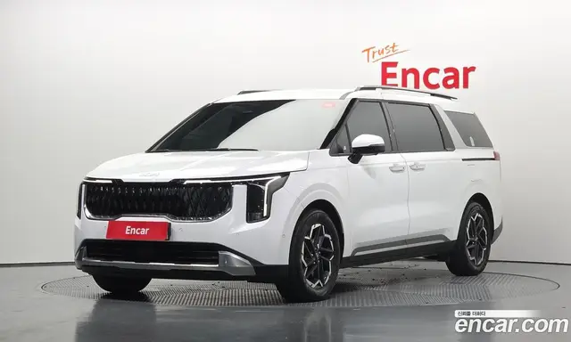 Kia Carnival, 2024, 42 360 км