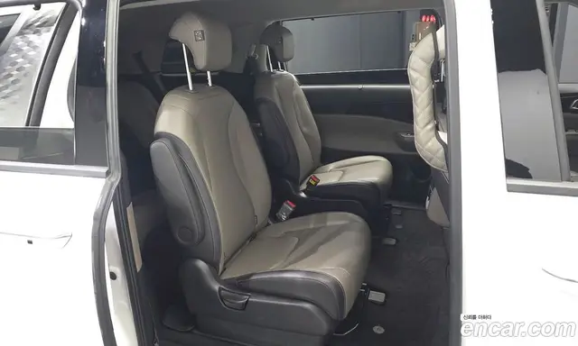 Kia Carnival 2024 2.2 автомат (гидро), миниатюра 12