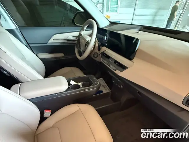 Kia EV5 2026 автомат (гидро), миниатюра 5