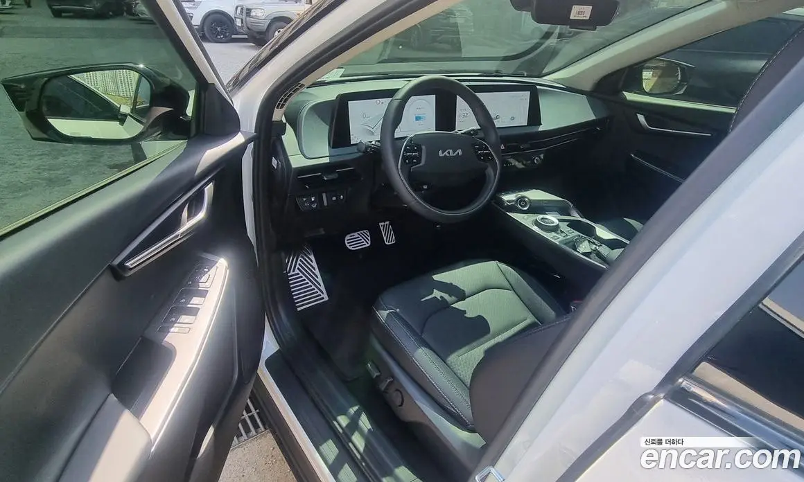 Kia EV6 2024 автомат (гидро), фото 5