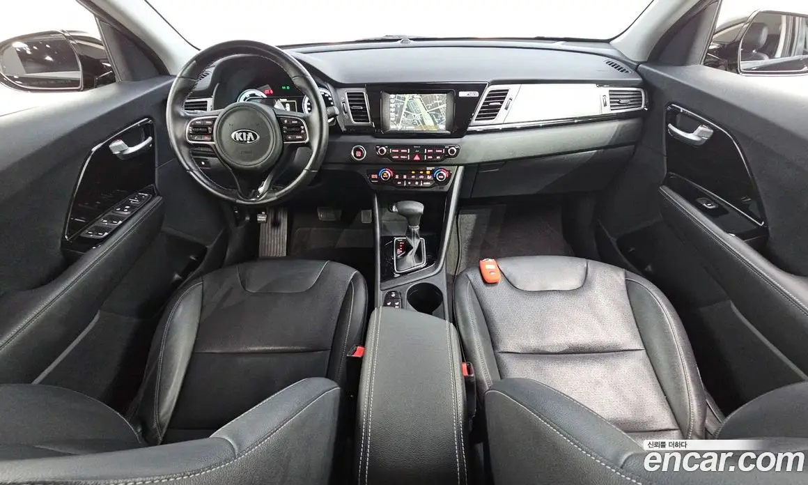 Kia Niro 2017 1.6 автомат (гидро), фото 7 Kia Niro 2017 1.6 автомат (гидро), фото 7