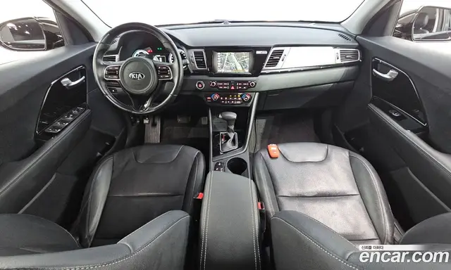 Kia Niro 2017 1.6 автомат (гидро), миниатюра 7 Kia Niro 2017 1.6 автомат (гидро), миниатюра 7
