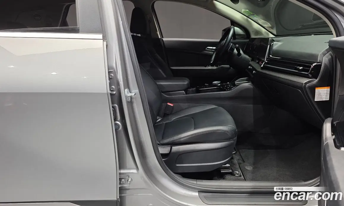 Kia Sportage 2023 1.6 автомат (гидро), фото 11