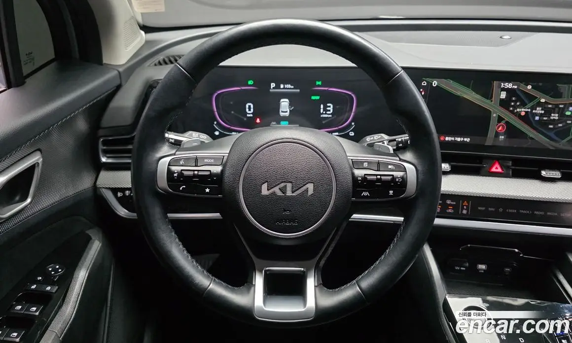 Kia Sportage 2023 1.6 автомат (гидро), фото 13