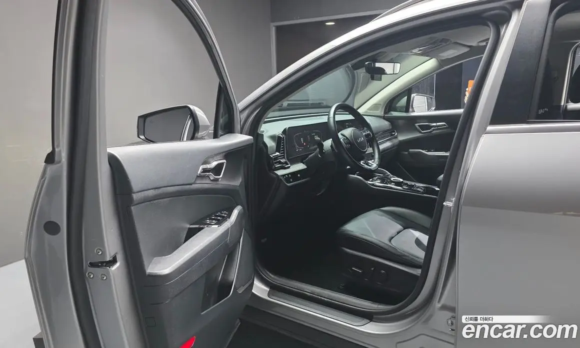Kia Sportage 2023 1.6 автомат (гидро), фото 10