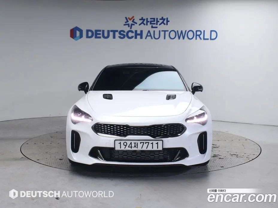 Kia Stinger 2022 3.3 автомат (гидро), фото 3 Kia Stinger 2022 3.3 автомат (гидро), фото 3