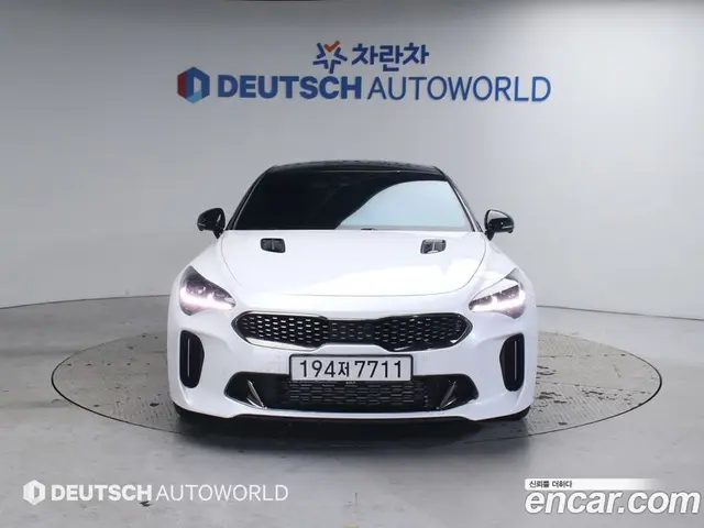 Kia Stinger 2022 3.3 автомат (гидро), миниатюра 3 Kia Stinger 2022 3.3 автомат (гидро), миниатюра 3