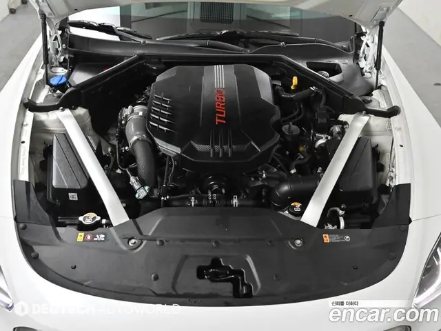 Kia Stinger 2022 3.3 автомат (гидро), миниатюра 6 Kia Stinger 2022 3.3 автомат (гидро), миниатюра 6