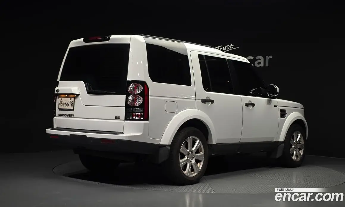 Land Rover Discovery 2015 3.0 автомат (гидро), фото 2 Land Rover Discovery 2015 3.0 автомат (гидро), фото 2