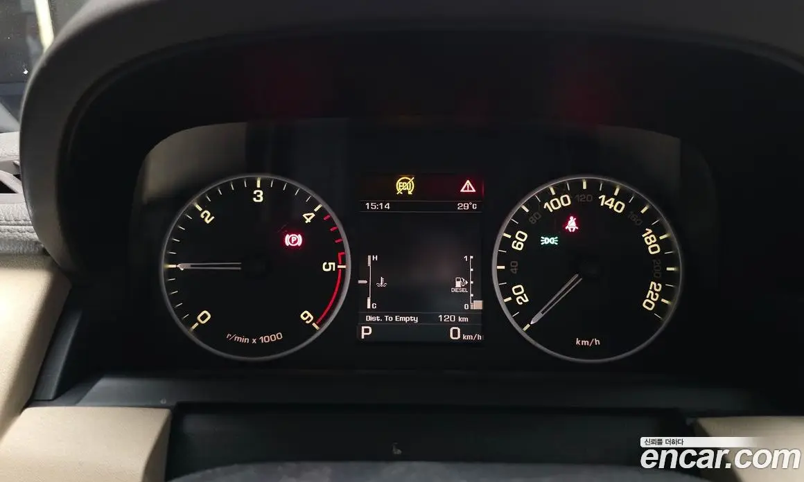 Land Rover Discovery 2015 3.0 автомат (гидро), фото 8 Land Rover Discovery 2015 3.0 автомат (гидро), фото 8