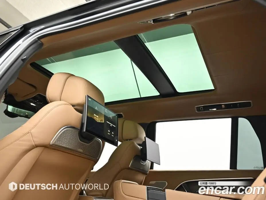 Land Rover Range Rover 2023 4.4 автомат (гидро), фото 17