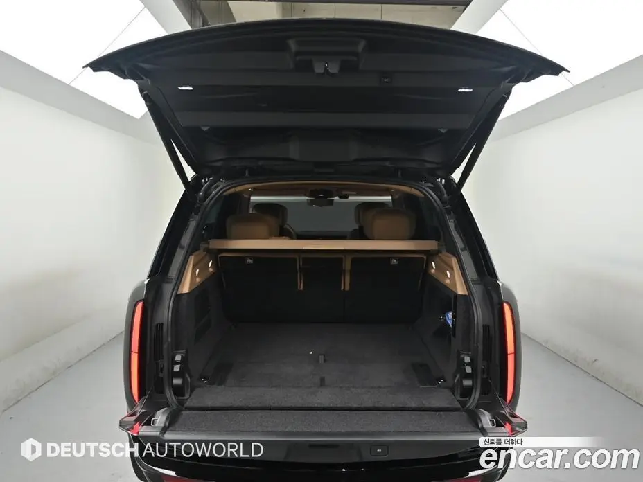 Land Rover Range Rover 2023 4.4 автомат (гидро), фото 18
