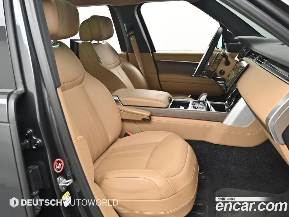 Land Rover Range Rover 2023 4.4 автомат (гидро), фото 9