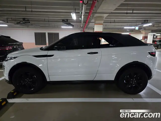 Land Rover Range Rover Evoque 2017 2.0 автомат (гидро), миниатюра 5 Land Rover Range Rover Evoque 2017 2.0 автомат (гидро), миниатюра 5
