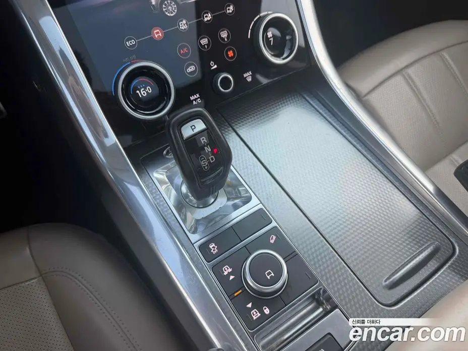 Land Rover Range Rover Sport 2018 3.0 автомат (гидро), фото 9 Land Rover Range Rover Sport 2018 3.0 автомат (гидро), фото 9