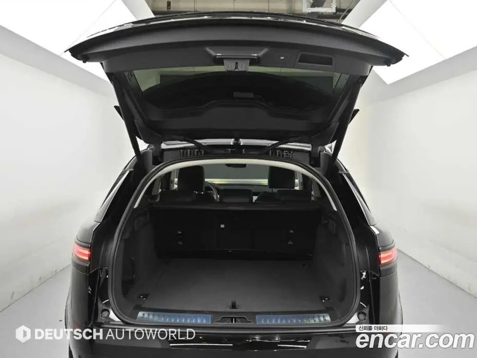 Land Rover Range Rover Velar 2025 3.0 автомат (гидро), фото 19 Land Rover Range Rover Velar 2025 3.0 автомат (гидро), фото 19