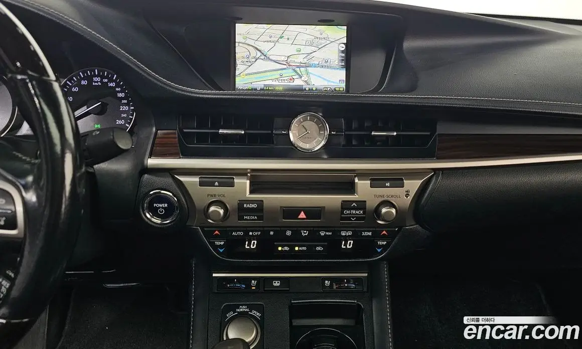 Lexus ES 2016 2.5 автомат (гидро), фото 13