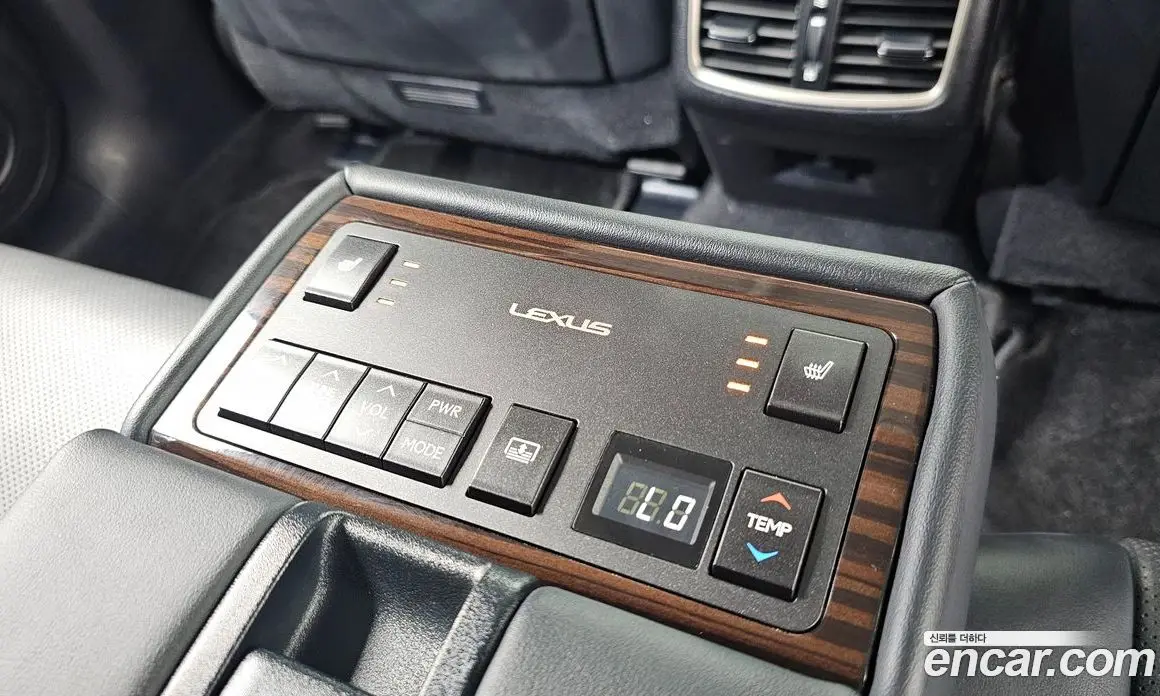 Lexus ES 2016 2.5 автомат (гидро), фото 18