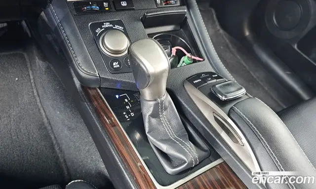 Lexus ES 2016 2.5 автомат (гидро), миниатюра 9