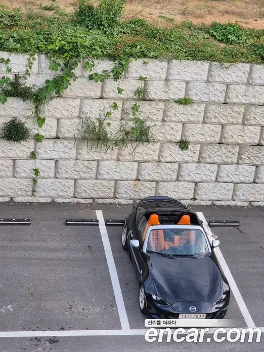 Mazda MX-5 2017 2.0 автомат (гидро), фото 18
