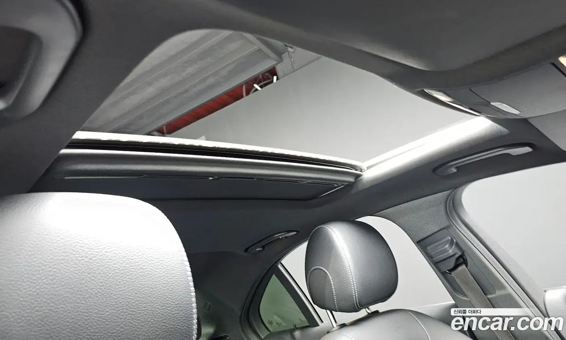 Mercedes-Benz C-Class 2017 2.0 автомат (гидро), фото 19 Mercedes-Benz C-Class 2017 2.0 автомат (гидро), фото 19