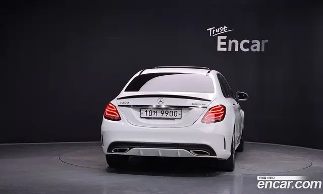 Mercedes-Benz C-Class 2017 2.0 автомат (гидро), миниатюра 4 Mercedes-Benz C-Class 2017 2.0 автомат (гидро), миниатюра 4