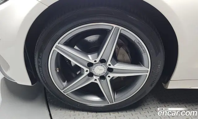 Mercedes-Benz C-Class 2017 2.0 автомат (гидро), миниатюра 5 Mercedes-Benz C-Class 2017 2.0 автомат (гидро), миниатюра 5