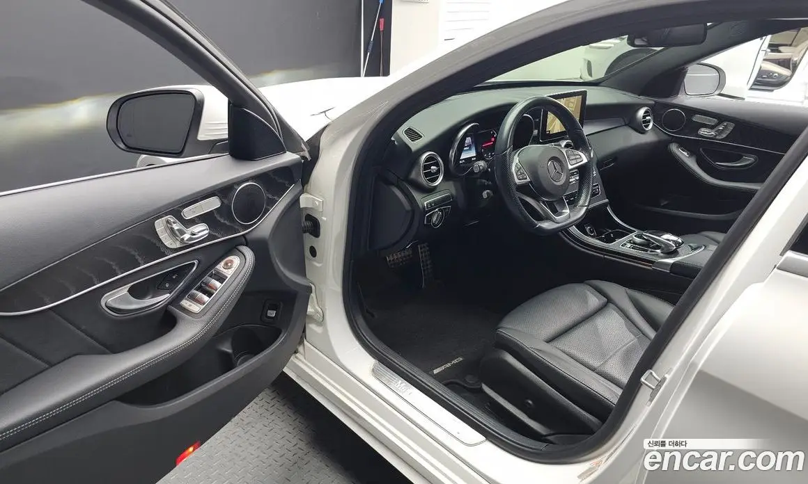 Mercedes-Benz C-Class 2017 2.0 автомат (гидро), фото 10 Mercedes-Benz C-Class 2017 2.0 автомат (гидро), фото 10