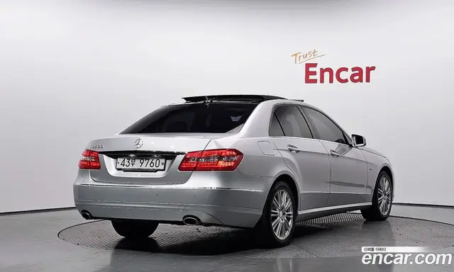 Mercedes-Benz E-Class 2012 3.5 автомат (гидро), миниатюра 2 Mercedes-Benz E-Class 2012 3.5 автомат (гидро), миниатюра 2