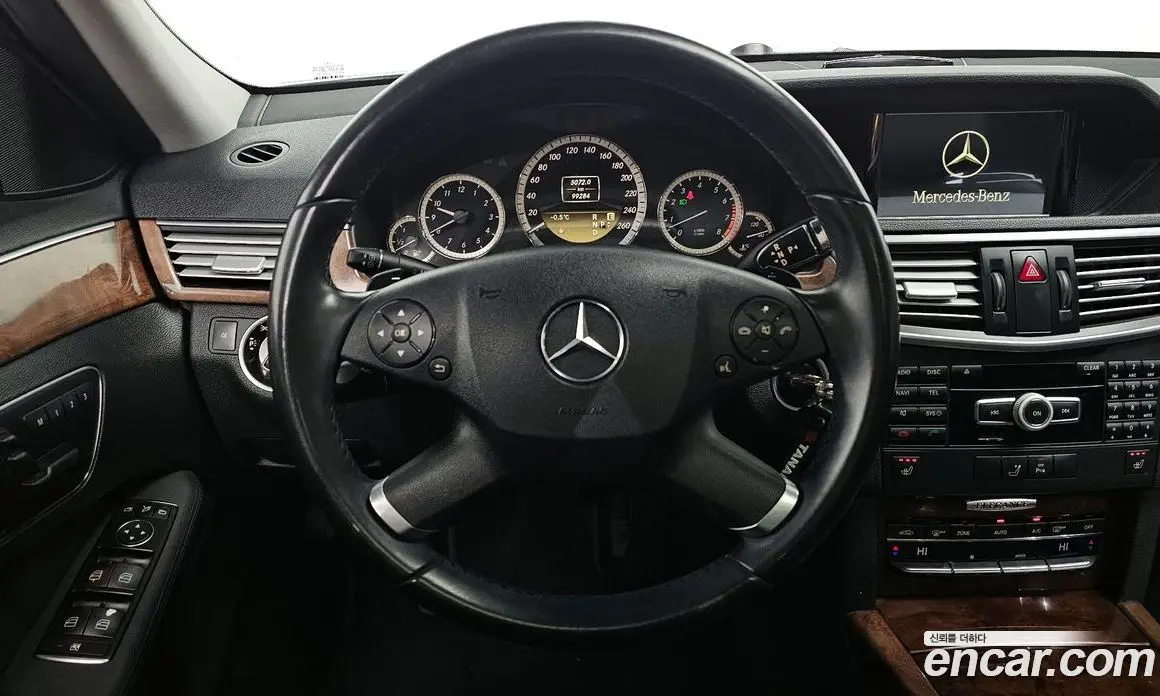 Mercedes-Benz E-Class 2012 3.5 автомат (гидро), фото 13 Mercedes-Benz E-Class 2012 3.5 автомат (гидро), фото 13