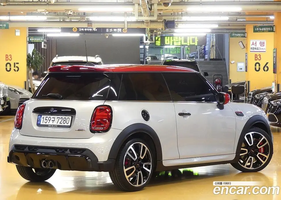 Mini Cooper 2022 2.0 автомат (гидро), фото 2 Mini Cooper 2022 2.0 автомат (гидро), фото 2