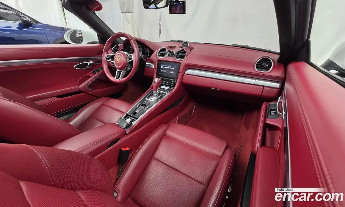 Porsche 718 2016 2.5 автомат (гидро), фото 7 Porsche 718 2016 2.5 автомат (гидро), фото 7