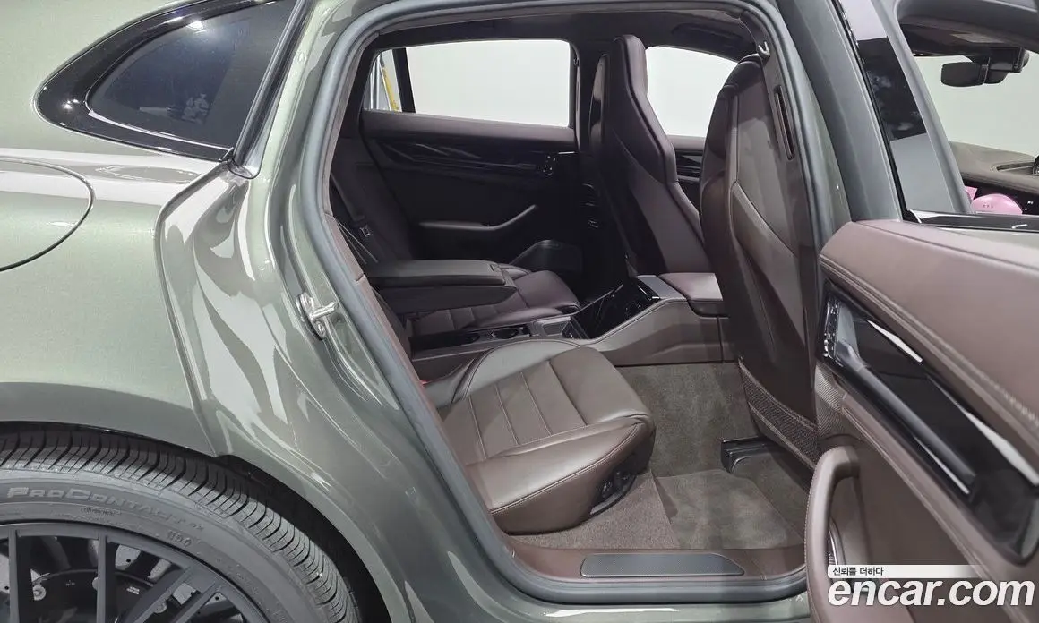 Porsche Panamera 2025 4.0 автомат (гидро), фото 12