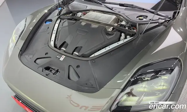 Porsche Panamera 2025 4.0 автомат (гидро), миниатюра 6