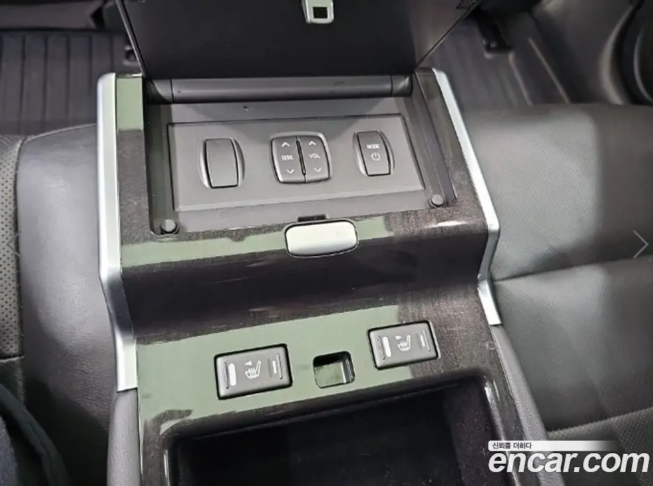 Renault (Samsung) SM7 2018 2.5 автомат (гидро), фото 12 Renault (Samsung) SM7 2018 2.5 автомат (гидро), фото 12