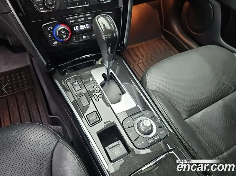 Renault (Samsung) SM7 2018 2.5 автомат (гидро), фото 18 Renault (Samsung) SM7 2018 2.5 автомат (гидро), фото 18