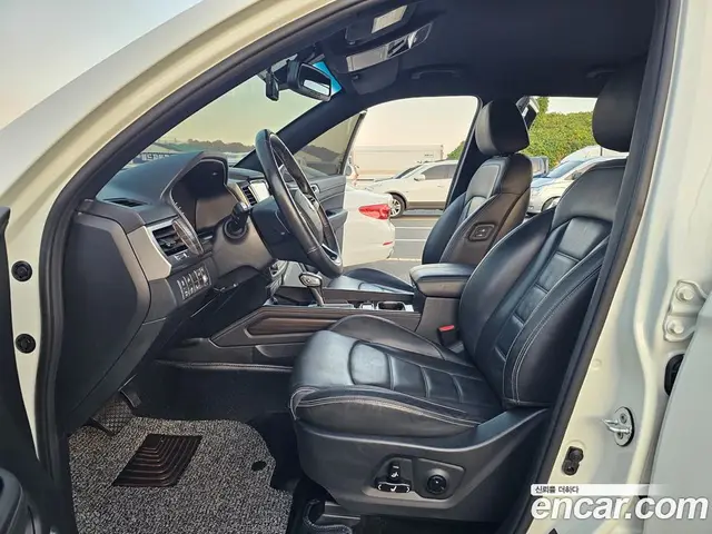 SsangYong Rexton 2019 2.2 автомат (гидро), миниатюра 9 SsangYong Rexton 2019 2.2 автомат (гидро), миниатюра 9