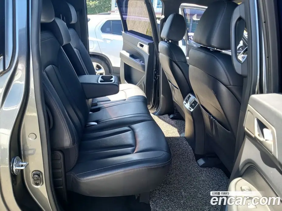 SsangYong Rexton 2019 2.2 автомат (гидро), фото 13