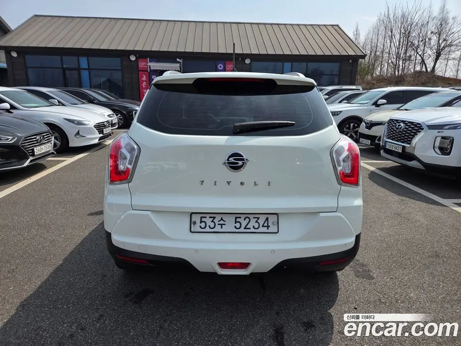 SsangYong TIBOLI 2015 1.6 автомат (гидро), фото 3