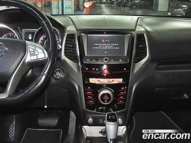 SsangYong TIBOLI 2015 1.6 автомат (гидро), миниатюра 11