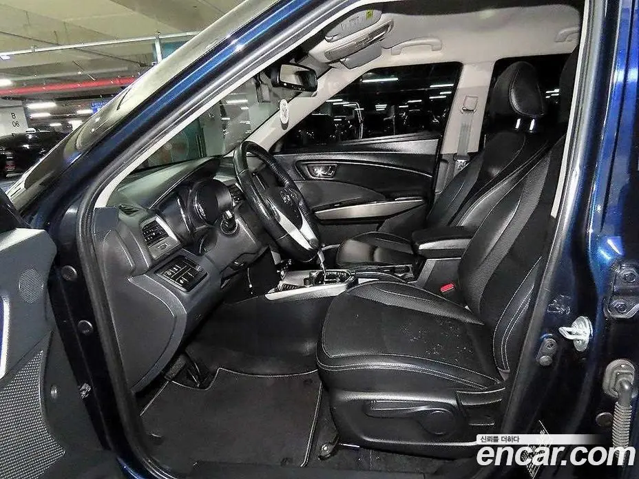 SsangYong TIBOLI 2015 1.6 автомат (гидро), фото 6
