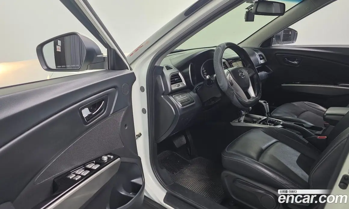 SsangYong TIBOLI 2016 1.6 автомат (гидро), фото 11