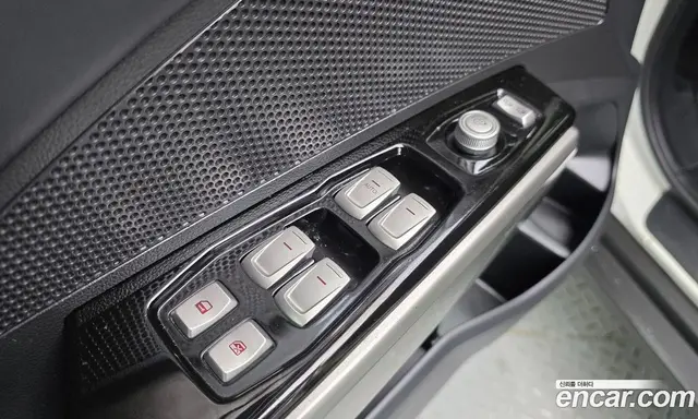 SsangYong TIBOLI 2016 1.6 автомат (гидро), миниатюра 12