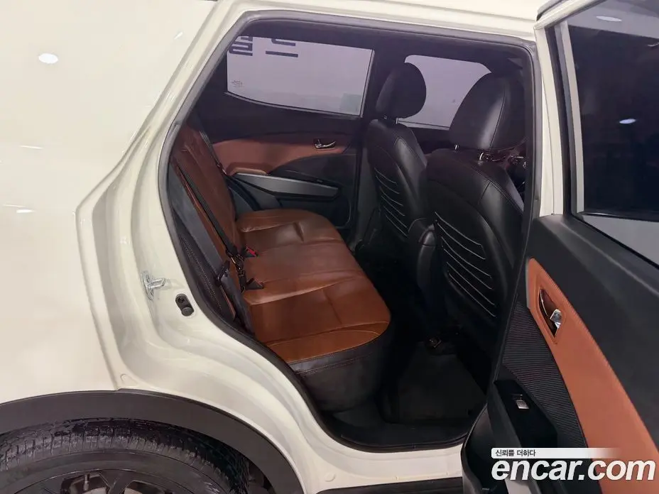 SsangYong TIBOLI 2018 1.6 автомат (гидро), фото 13