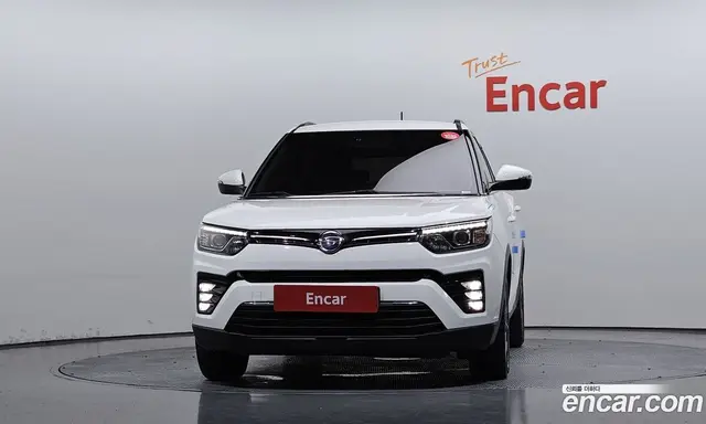 SsangYong TIBOLI 2022 1.5 автомат (гидро), миниатюра 3