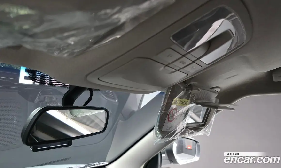 SsangYong TIBOLI 2022 1.5 автомат (гидро), фото 18 SsangYong TIBOLI 2022 1.5 автомат (гидро), фото 18