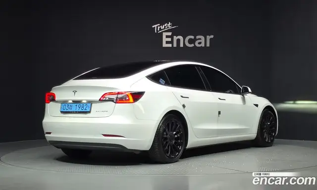 Tesla Model 3 2021 0.2 автомат (гидро), миниатюра 2