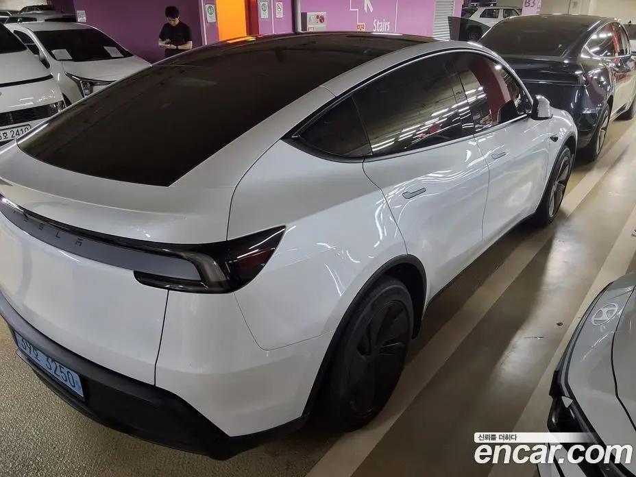 Tesla Model Y 2026 0.4 автомат (гидро), фото 9