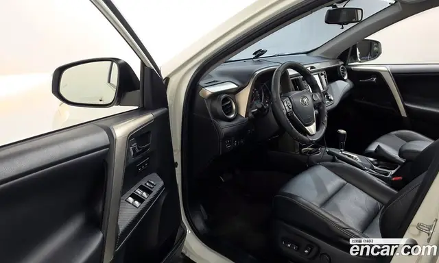 Toyota RAV4 2013 2.5 автомат (гидро), миниатюра 10 Toyota RAV4 2013 2.5 автомат (гидро), миниатюра 10