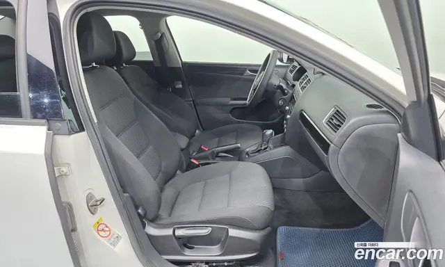 Volkswagen Jetta 2011 1.6 автомат (гидро), миниатюра 11 Volkswagen Jetta 2011 1.6 автомат (гидро), миниатюра 11